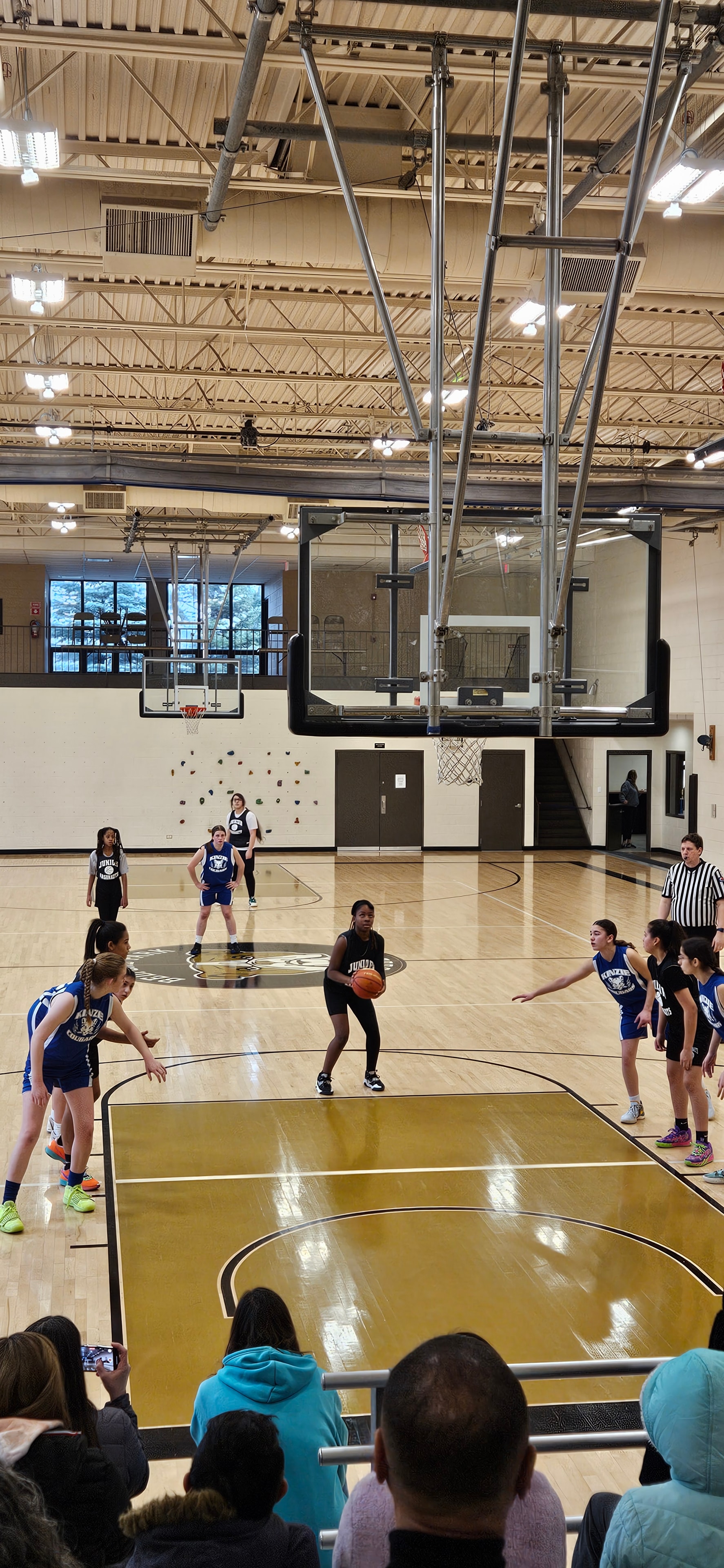 2024 game action — fast break play on the court